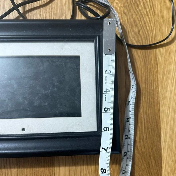 Digital Photo Frame - Picture 2 of 5